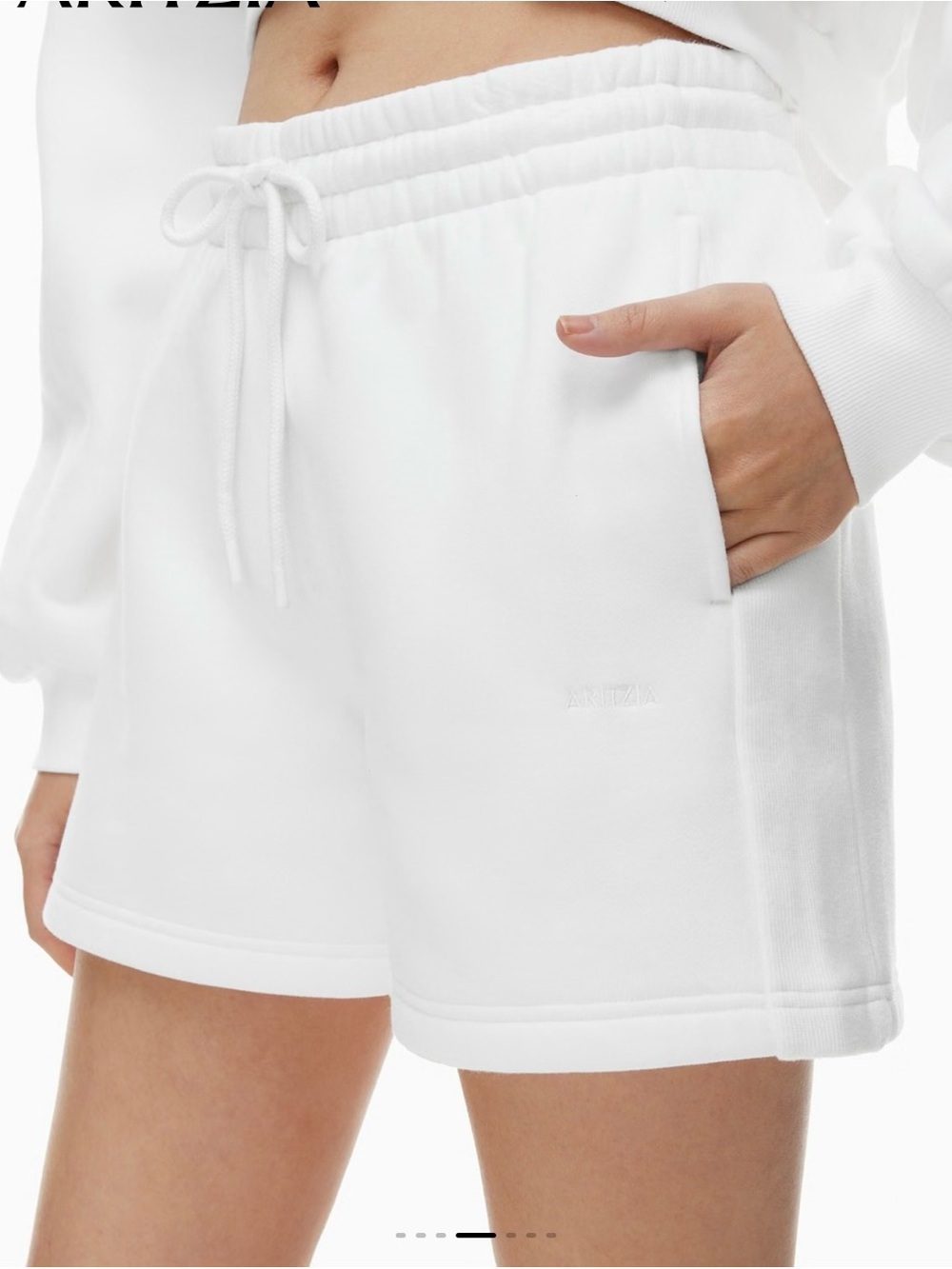 🐚 🌸Aritzia Boyfriend Mid-Thigh Cozy Fleece Shorts in Soft Seashell Pink🌸🐚